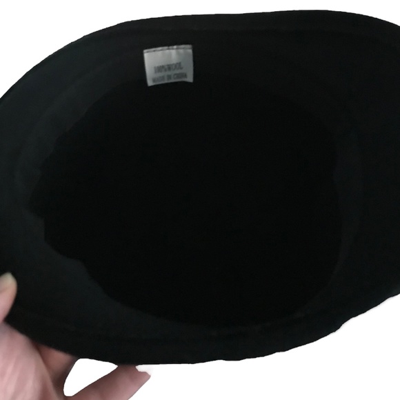 Black Cloche Hat - Picture 3 of 3